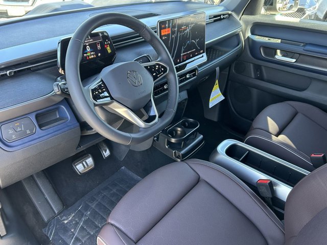 2025 Volkswagen ID. Buzz Pro S Image 12 of 17