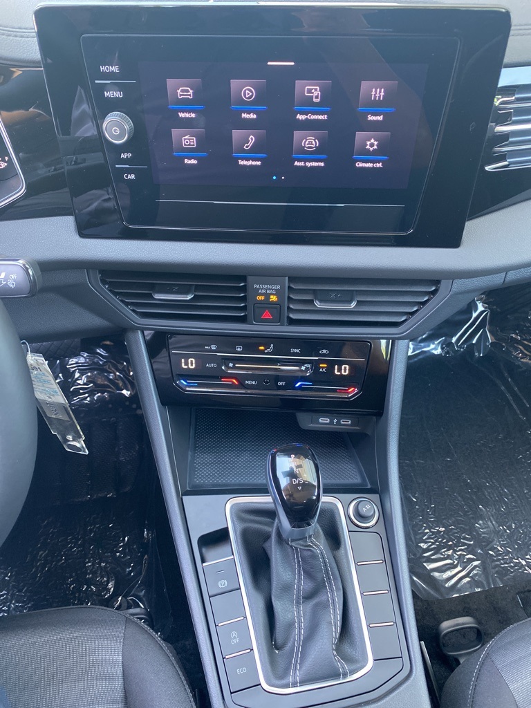 Vehicle image 27 of 31