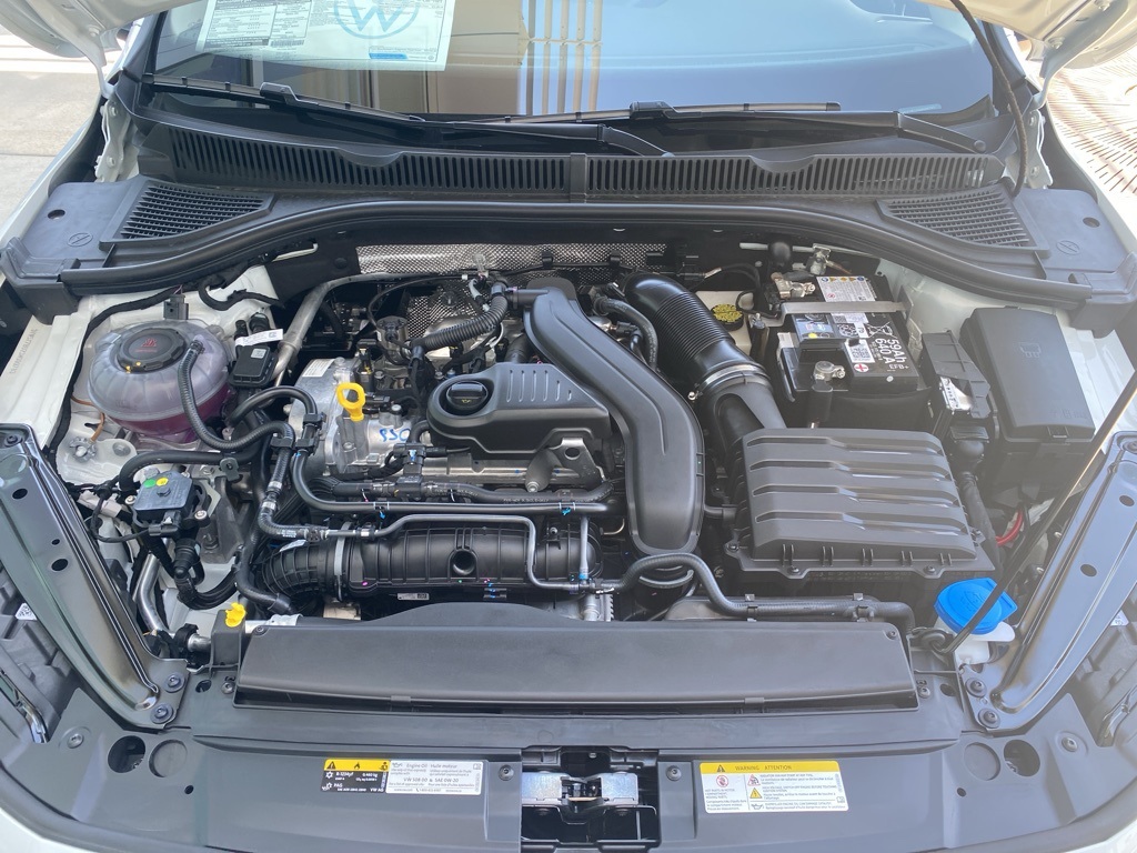 Vehicle image 9 of 31