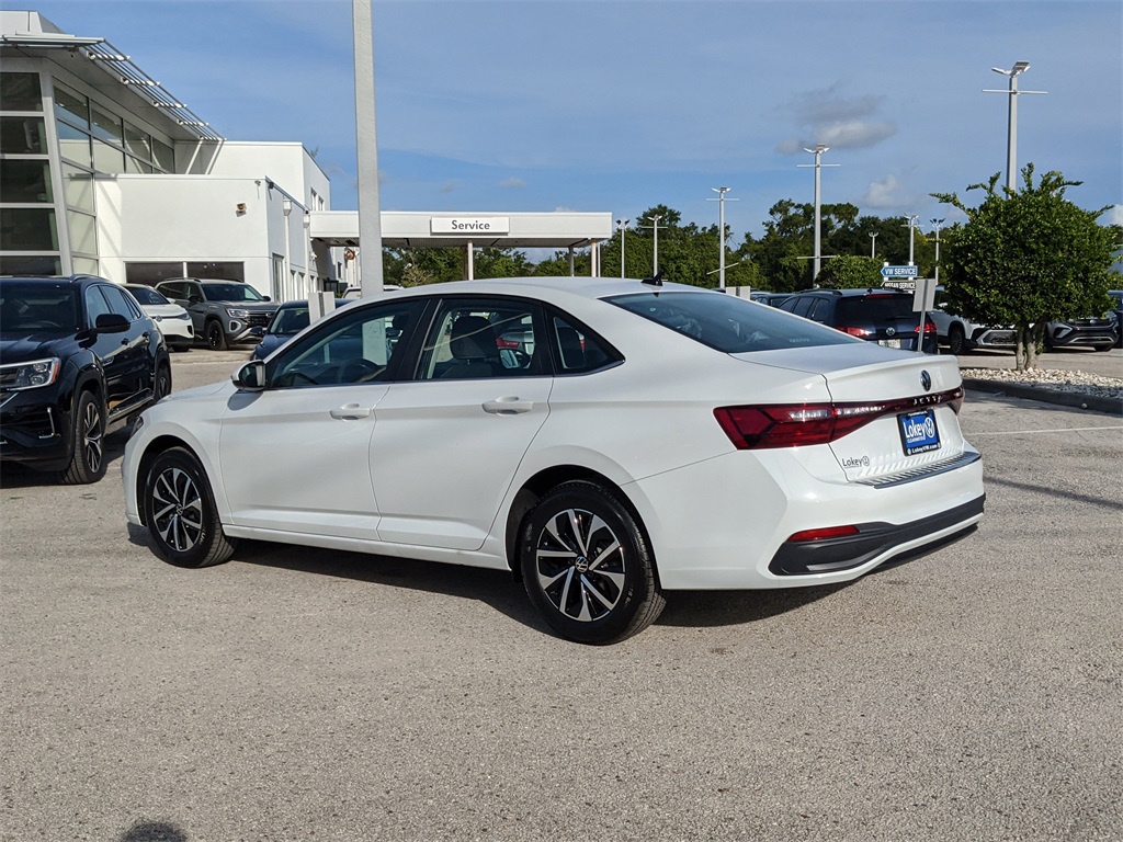 Vehicle image 7 of 25