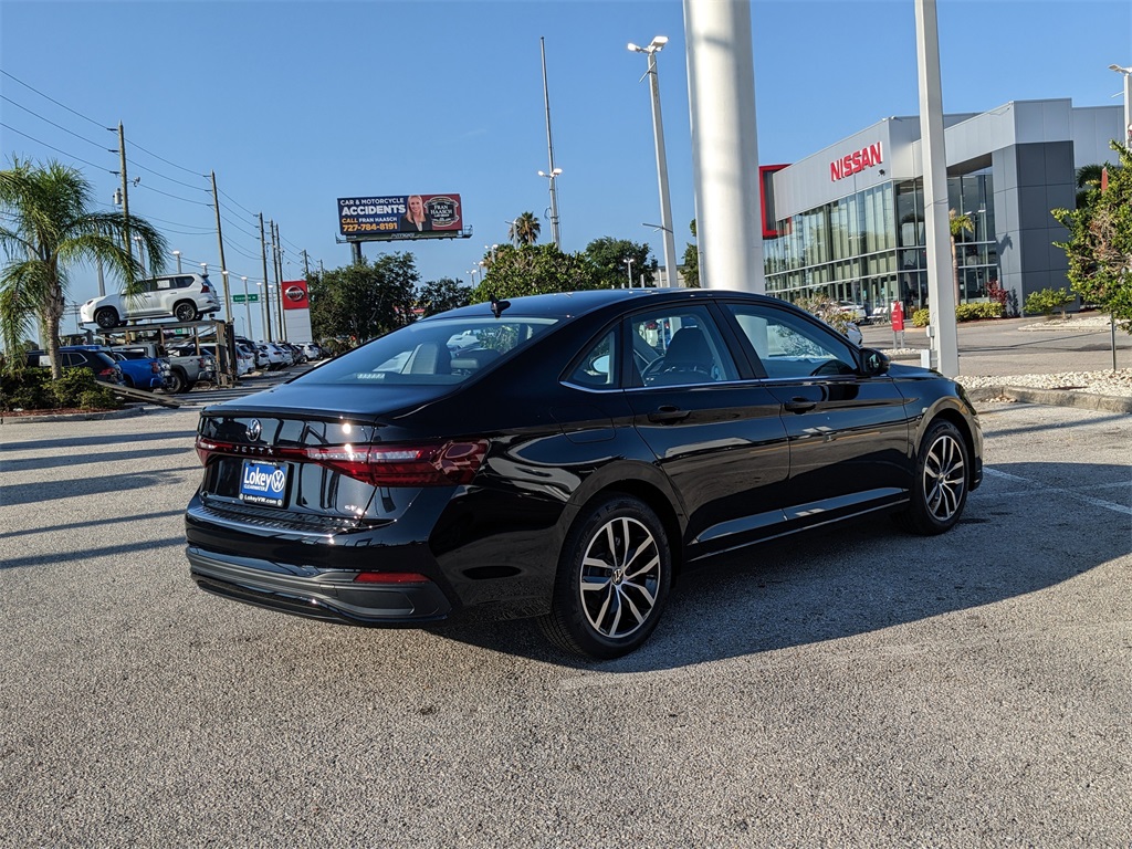 Vehicle image 4 of 27