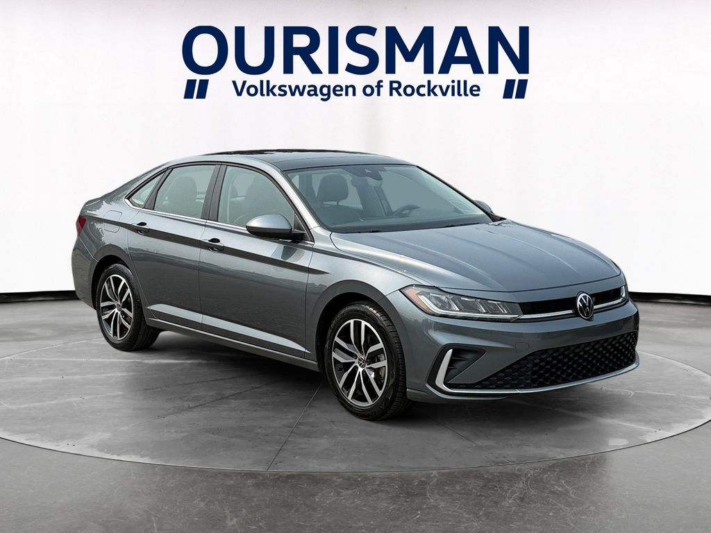 2025 Volkswagen Jetta SE Image 3 of 27