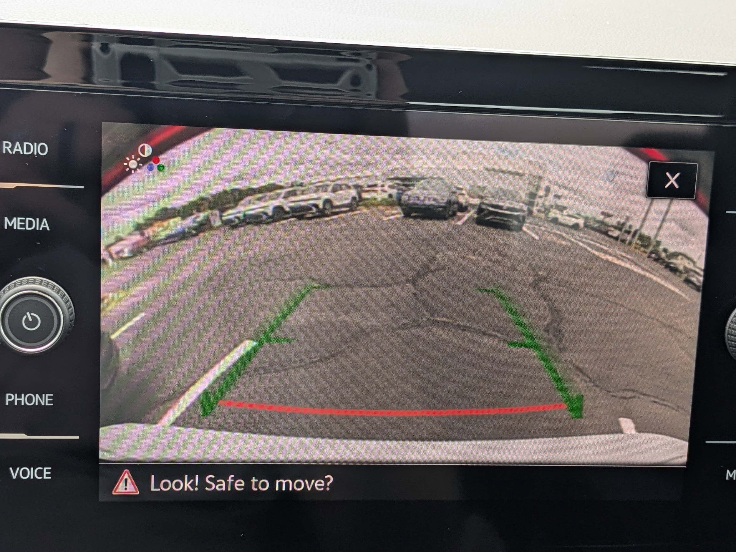 Vehicle image 22 of 34