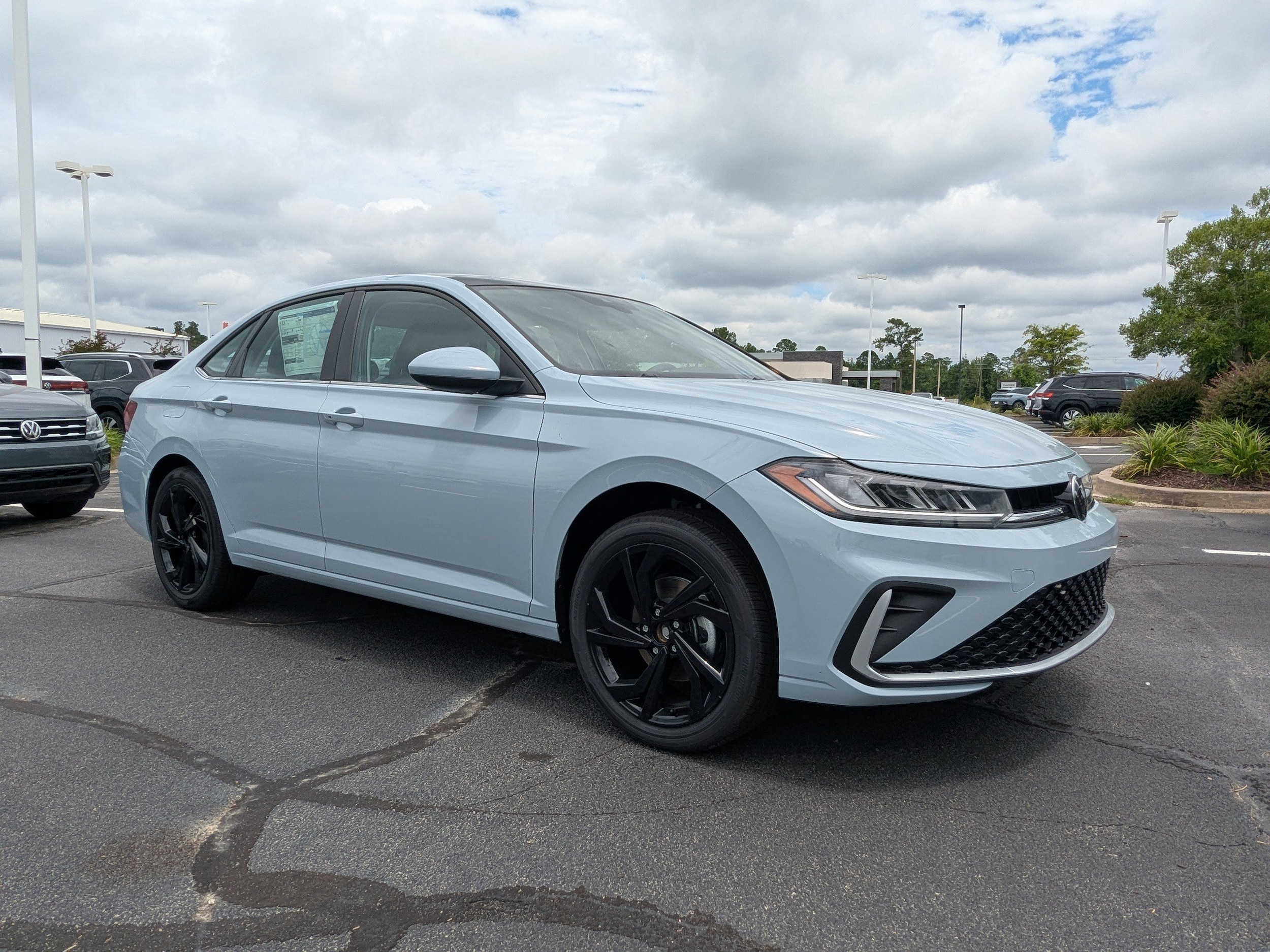 Vehicle image 9 of 34