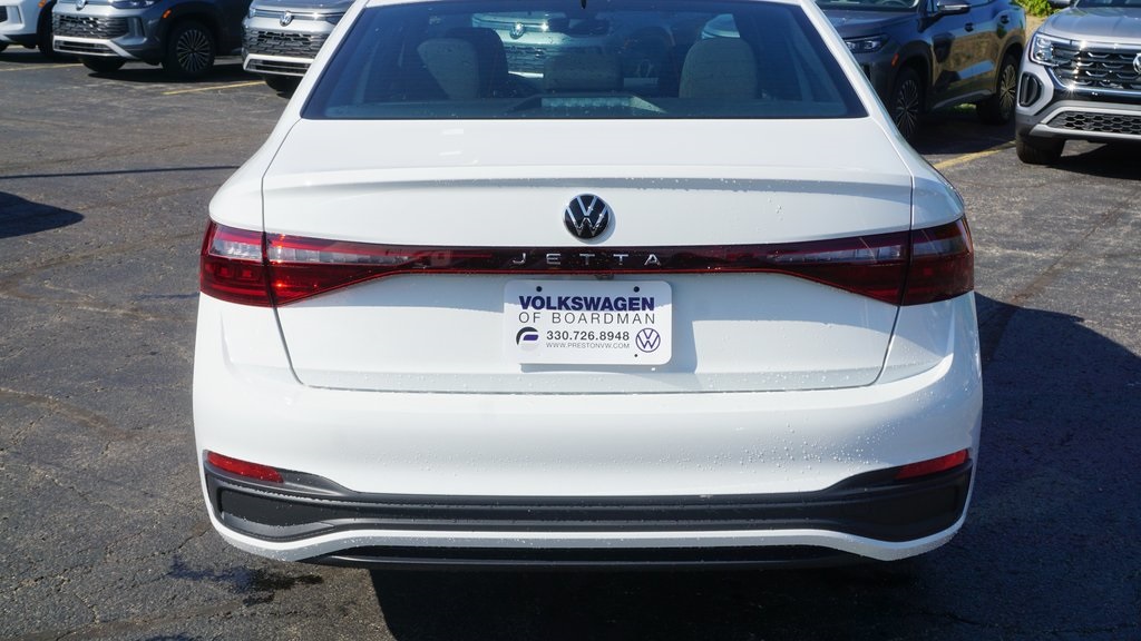 2025 Volkswagen Jetta Sport Image 4 of 16