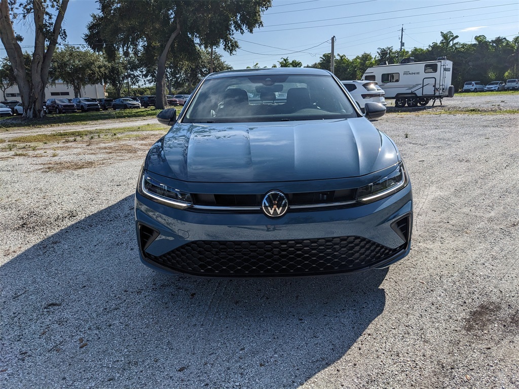 Vehicle image 3 of 27
