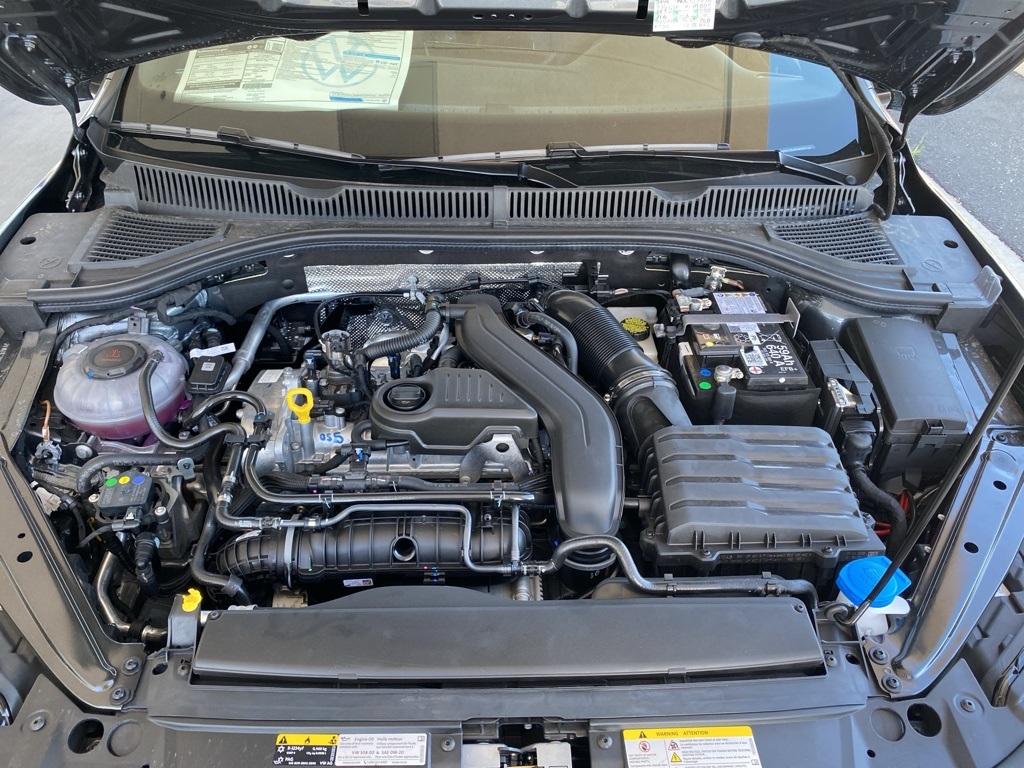 Vehicle image 8 of 31