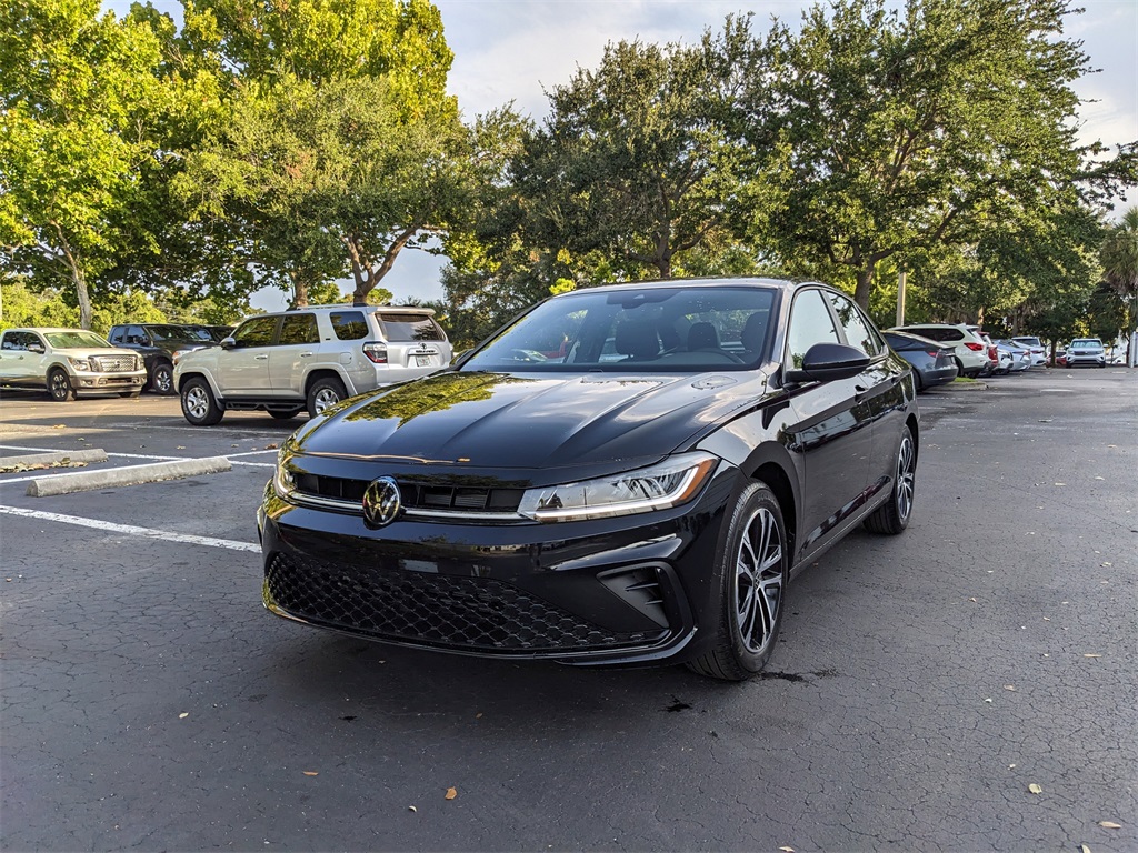 Vehicle image 2 of 28