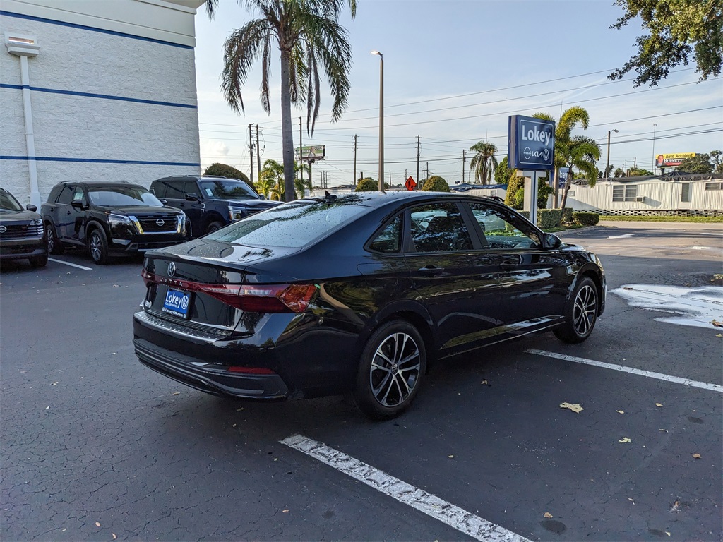 Vehicle image 6 of 28