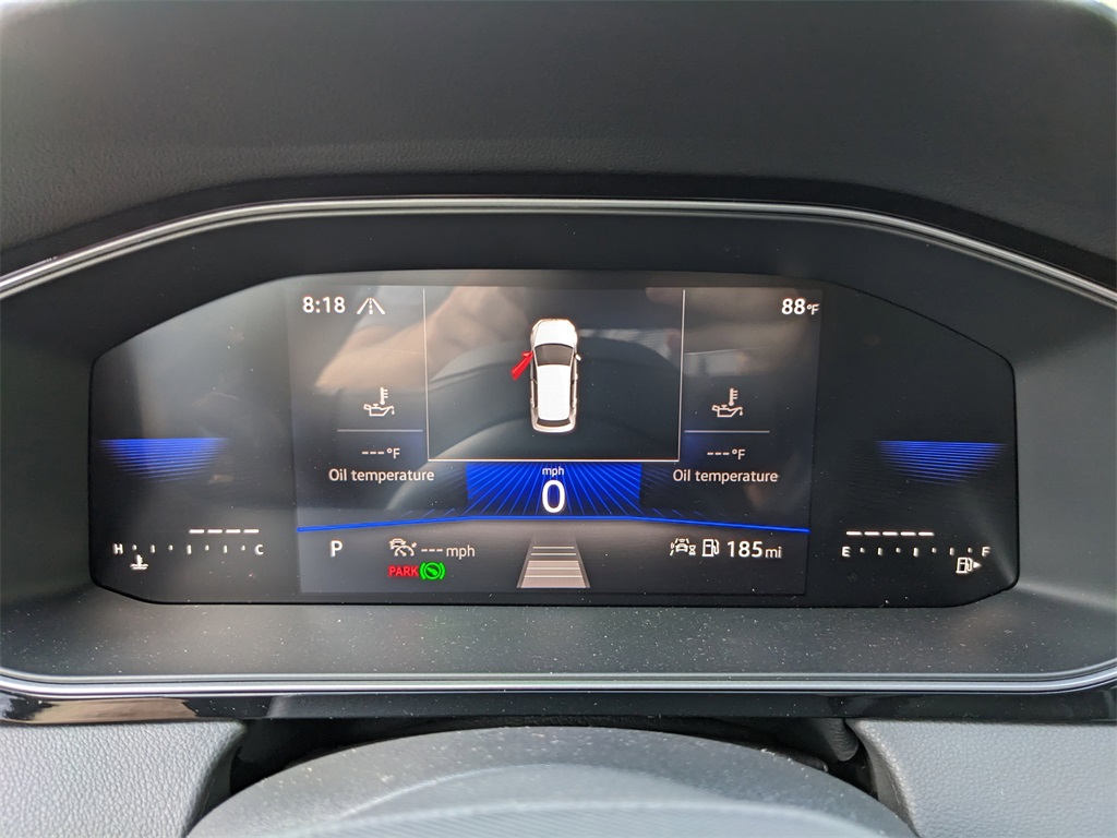 Vehicle image 16 of 28