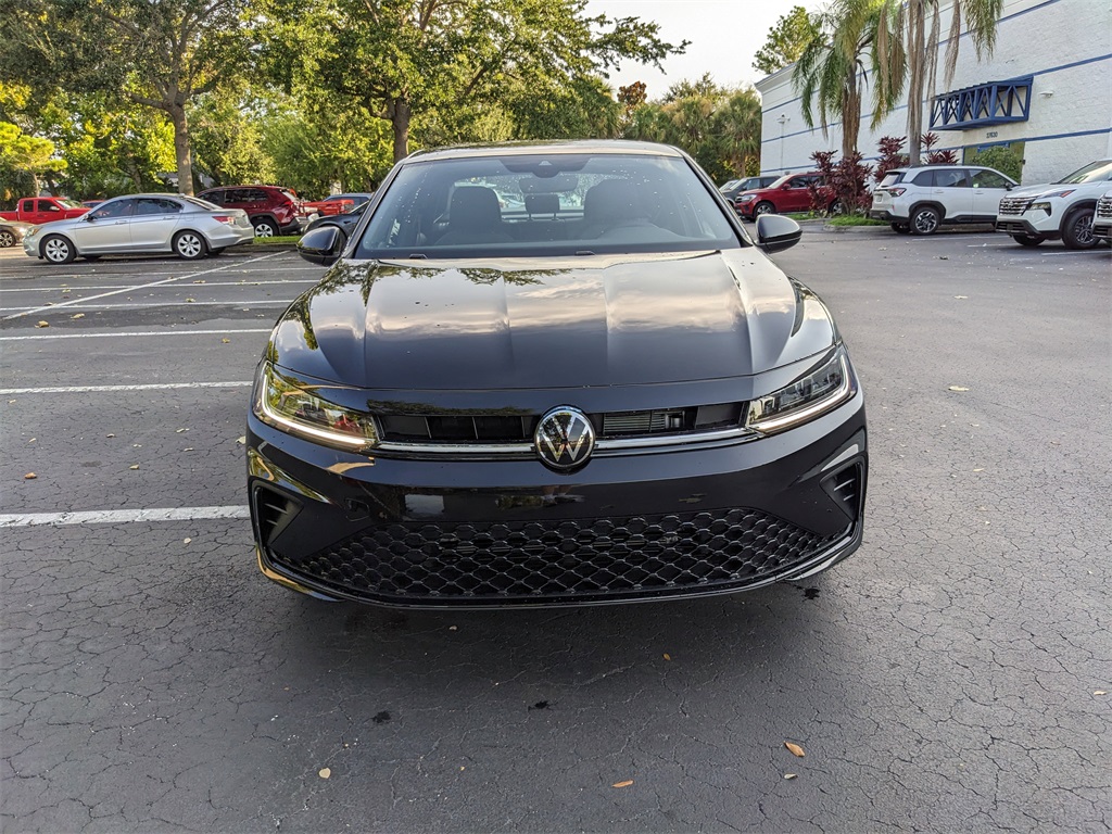 Vehicle image 3 of 28