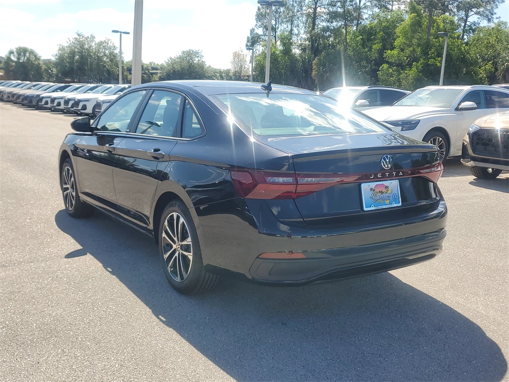 Vehicle image 9 of 31