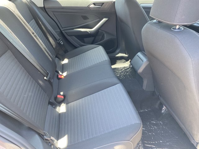 Vehicle image 8 of 17