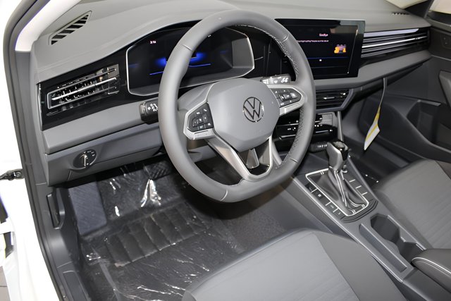 Vehicle image 13 of 30