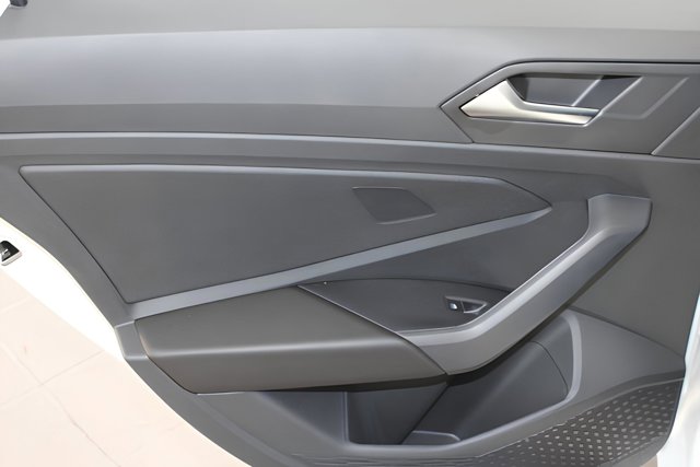 Vehicle image 24 of 30