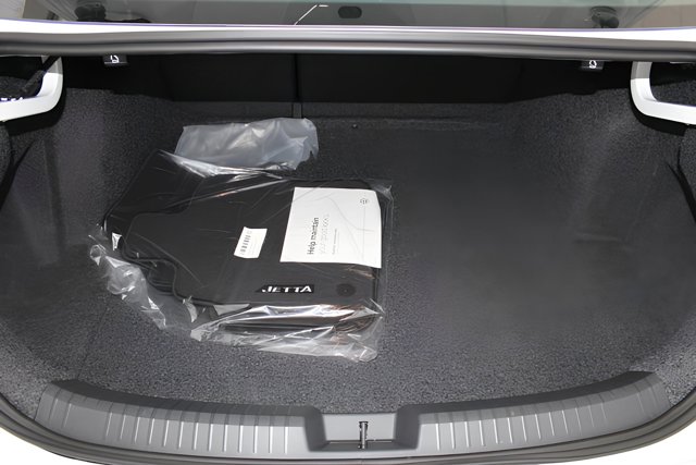 Vehicle image 26 of 30