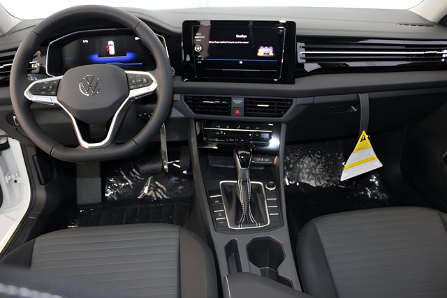 Vehicle image 9 of 30