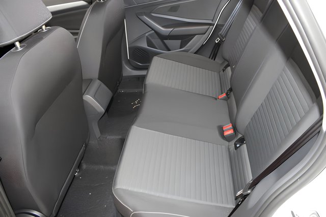 Vehicle image 25 of 30