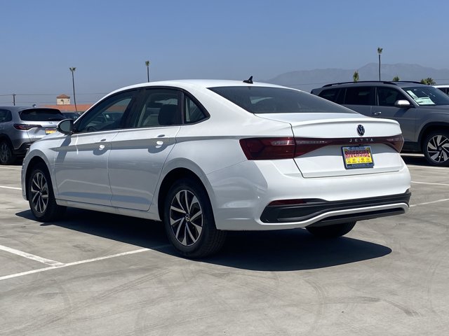 Vehicle image 5 of 17