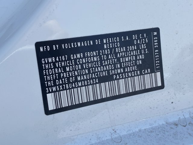 Vehicle image 16 of 17