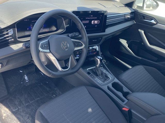 Vehicle image 12 of 17