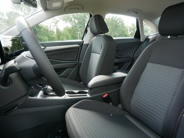 2025 Volkswagen Jetta S Image 6 of 13