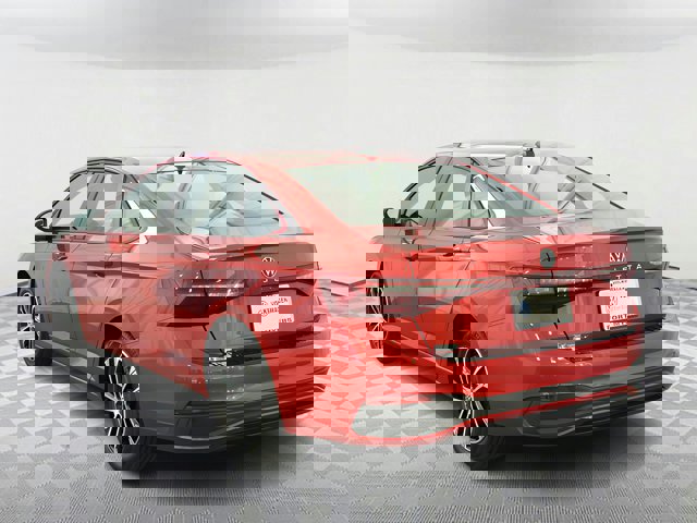 Vehicle image 5 of 31