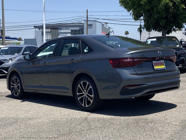 Vehicle image 5 of 16