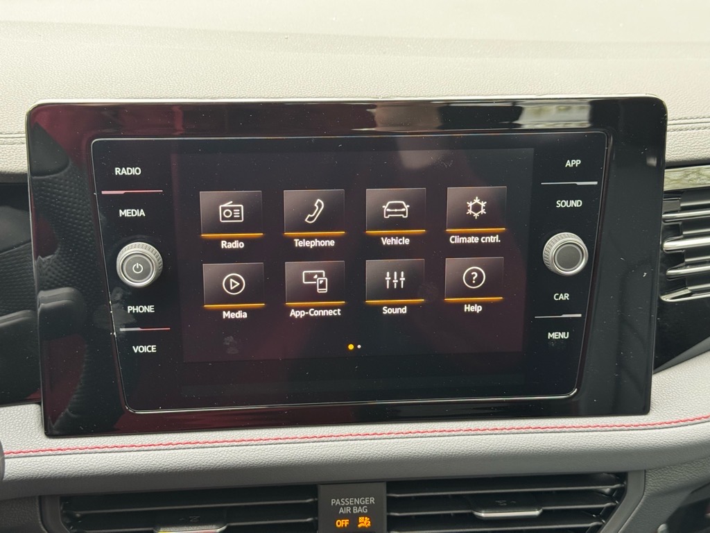 Vehicle image 28 of 35
