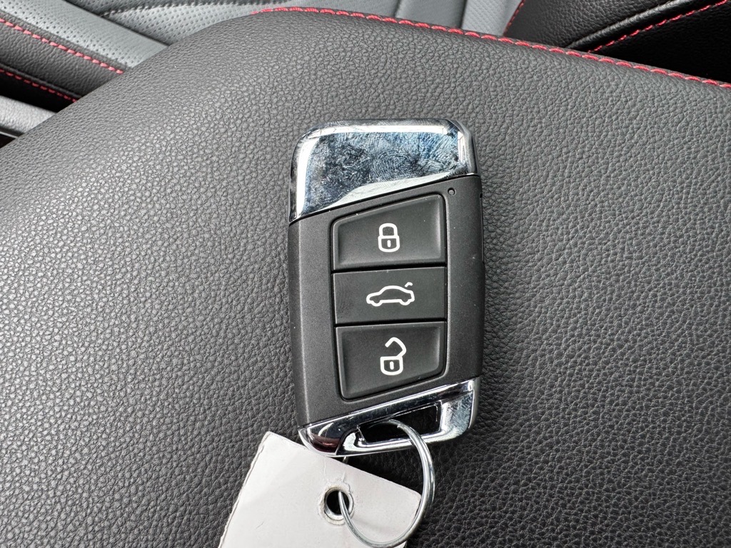 Vehicle image 35 of 35