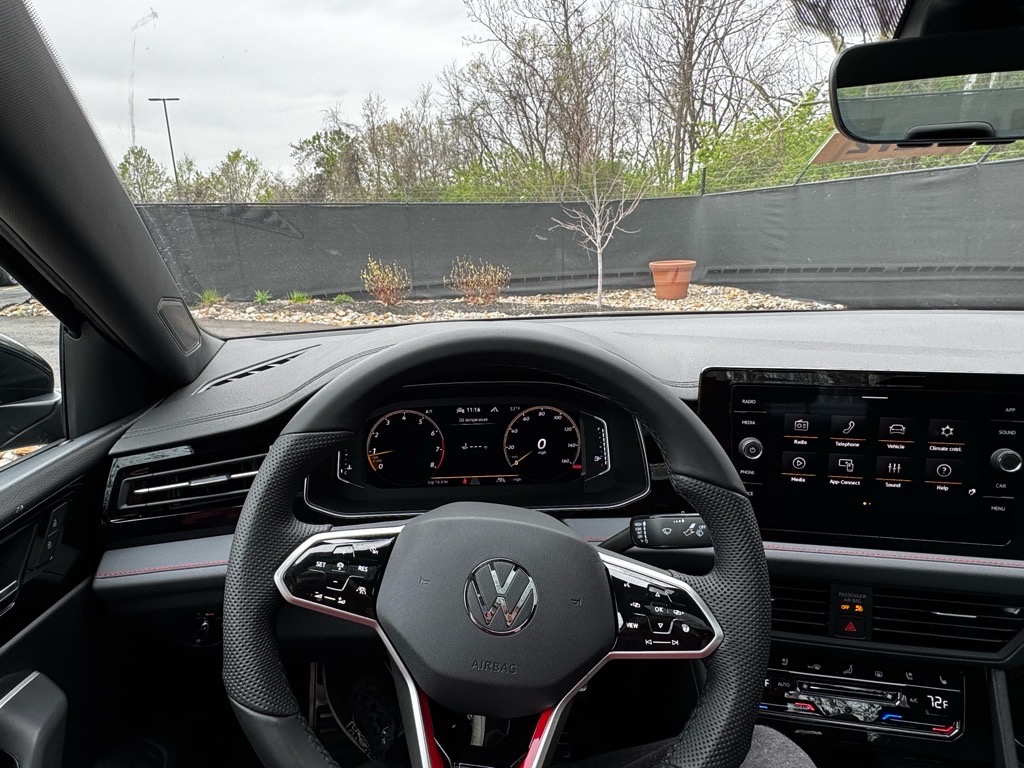 Vehicle image 24 of 35