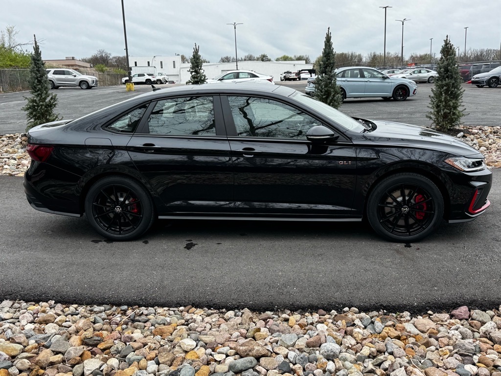 Vehicle image 4 of 35