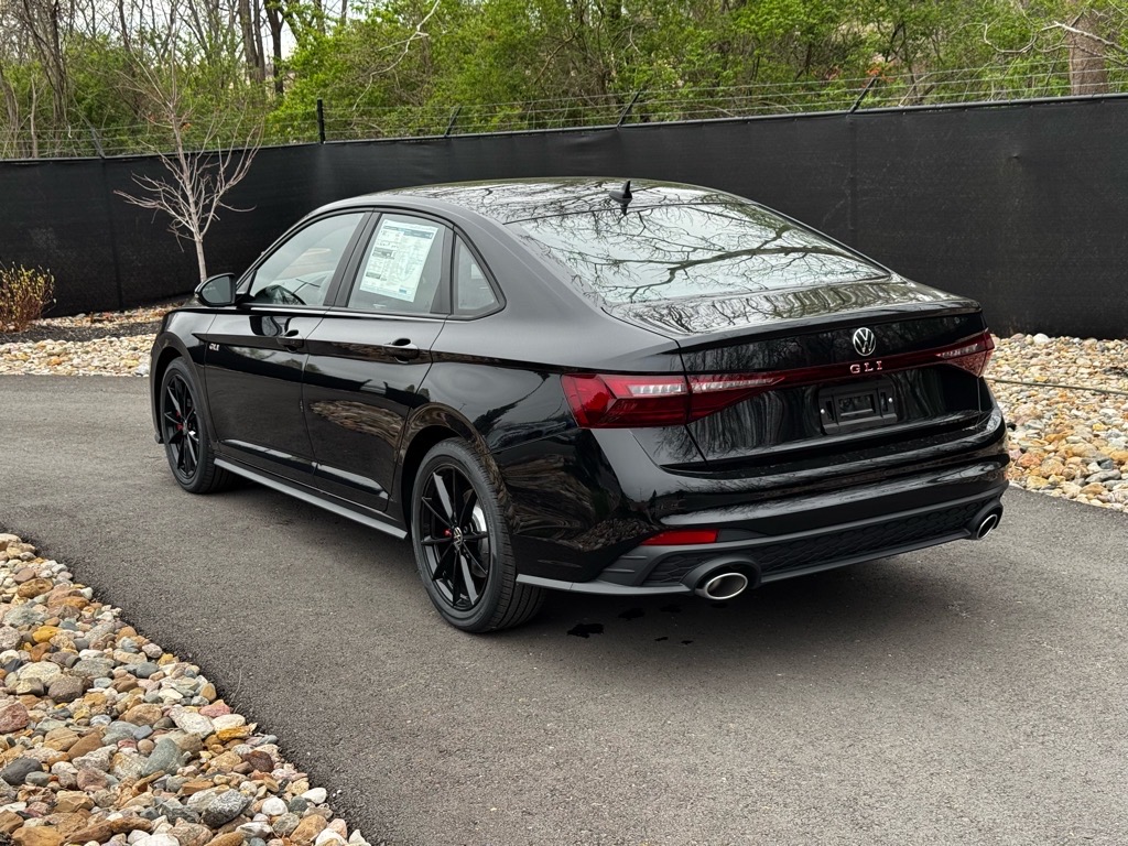 Vehicle image 7 of 35