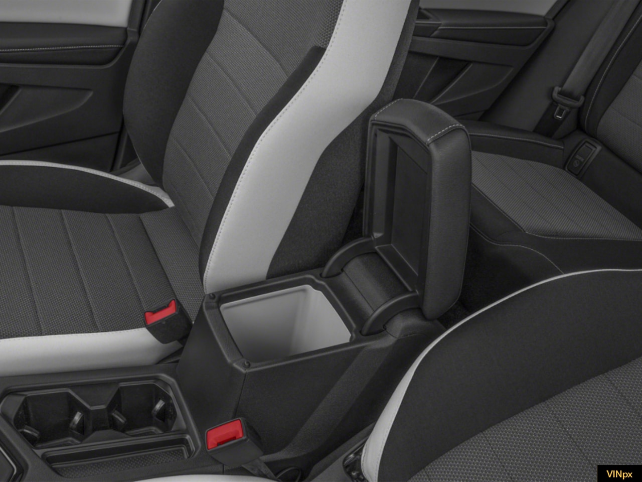 Vehicle image 4 of 12