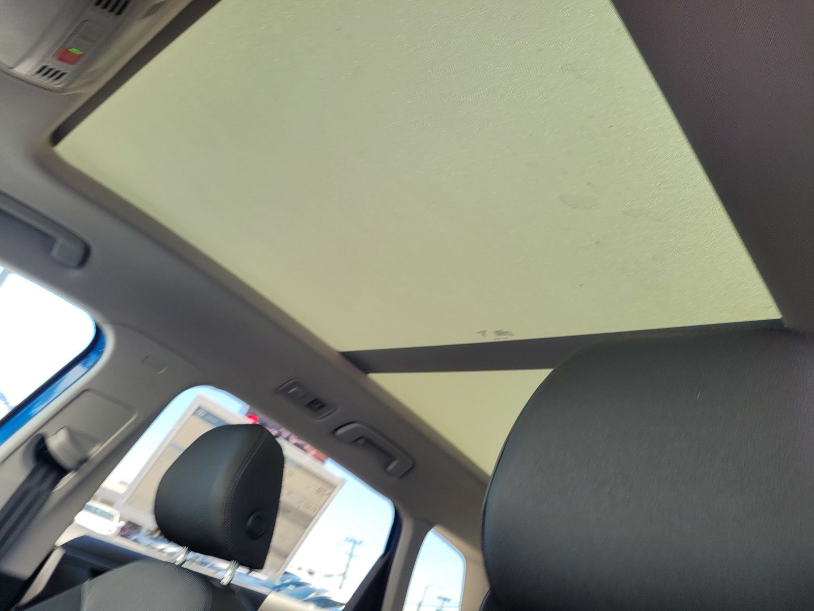 Vehicle image 17 of 17