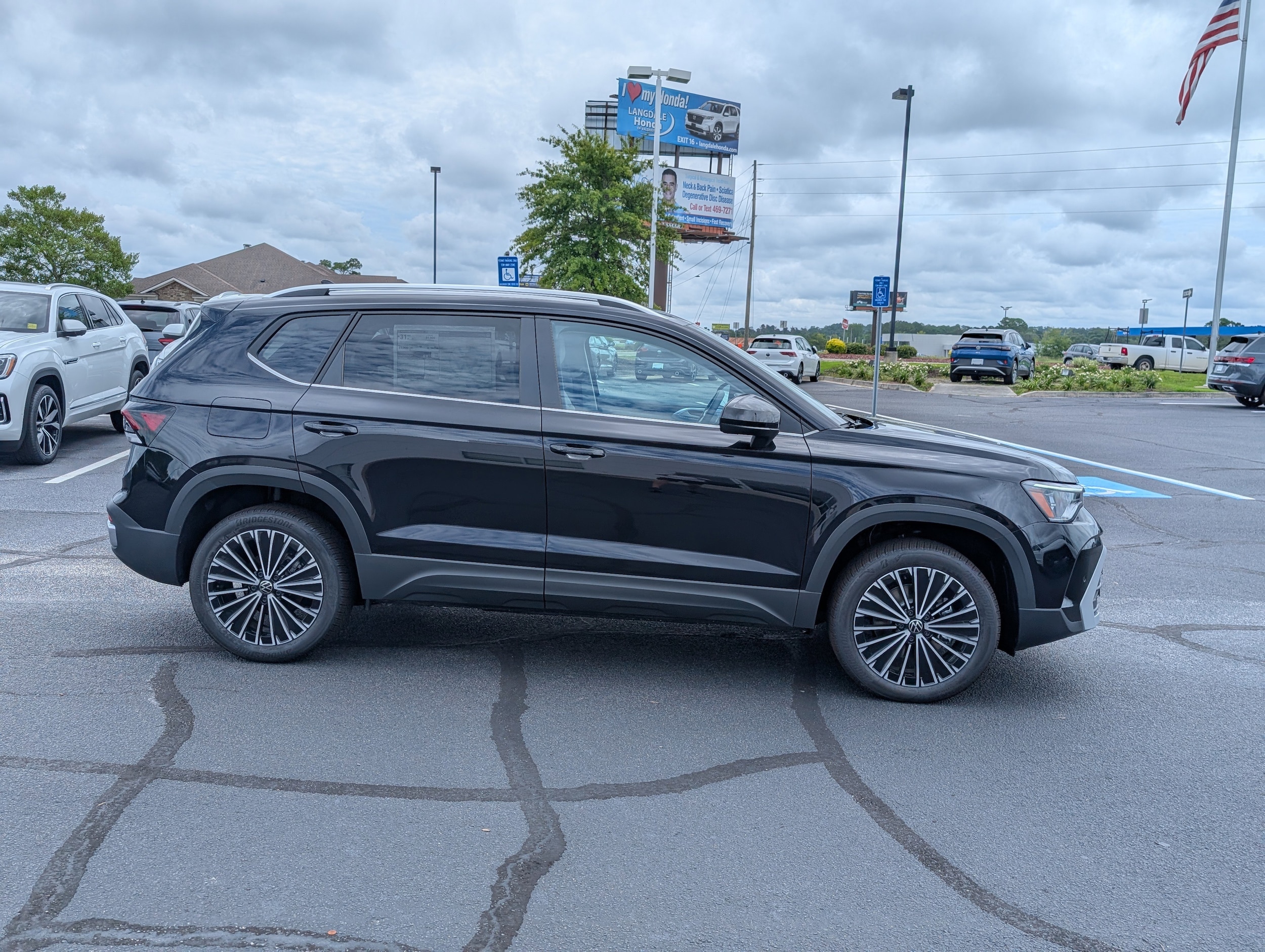Vehicle image 4 of 33