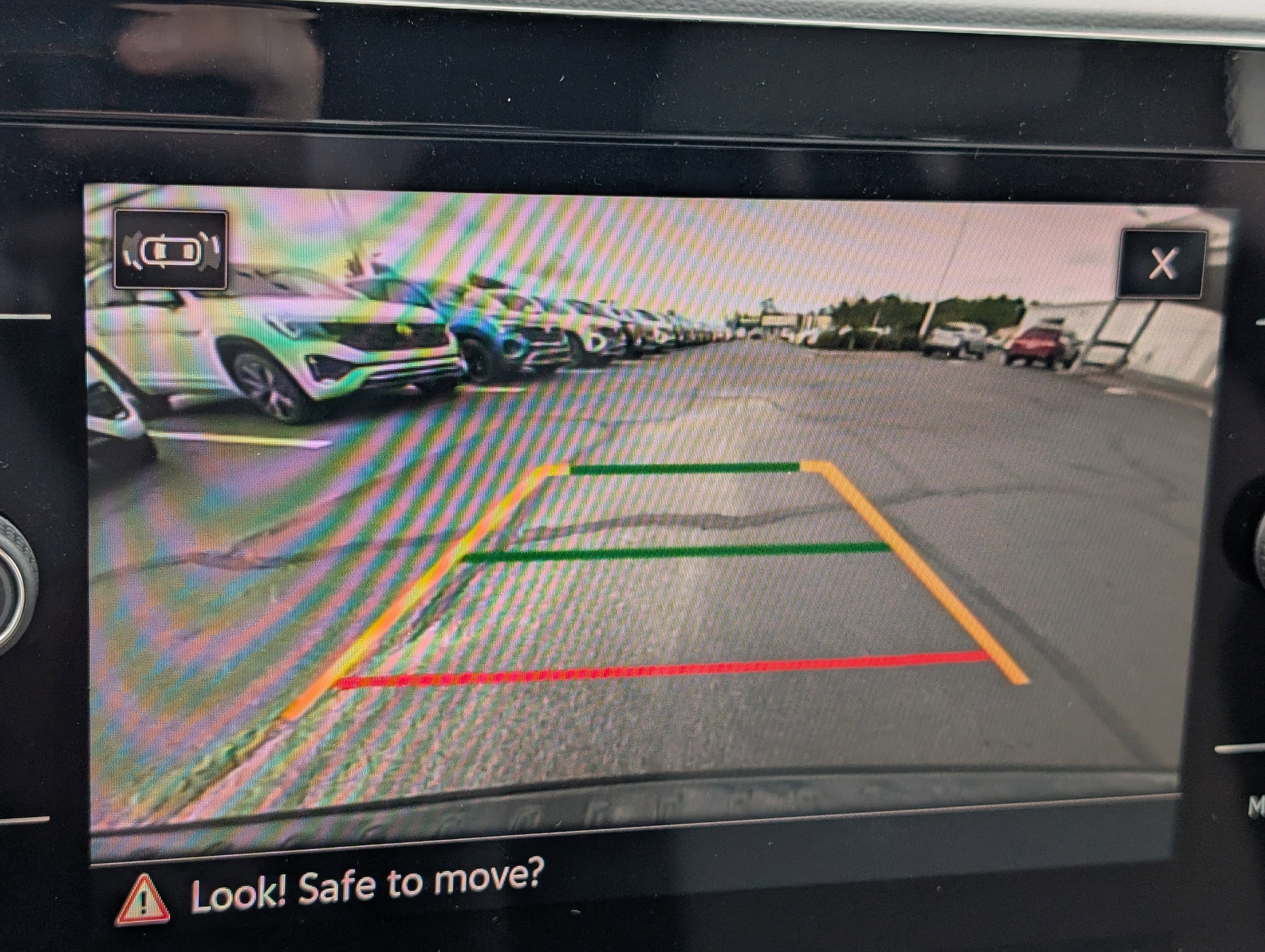 Vehicle image 17 of 33