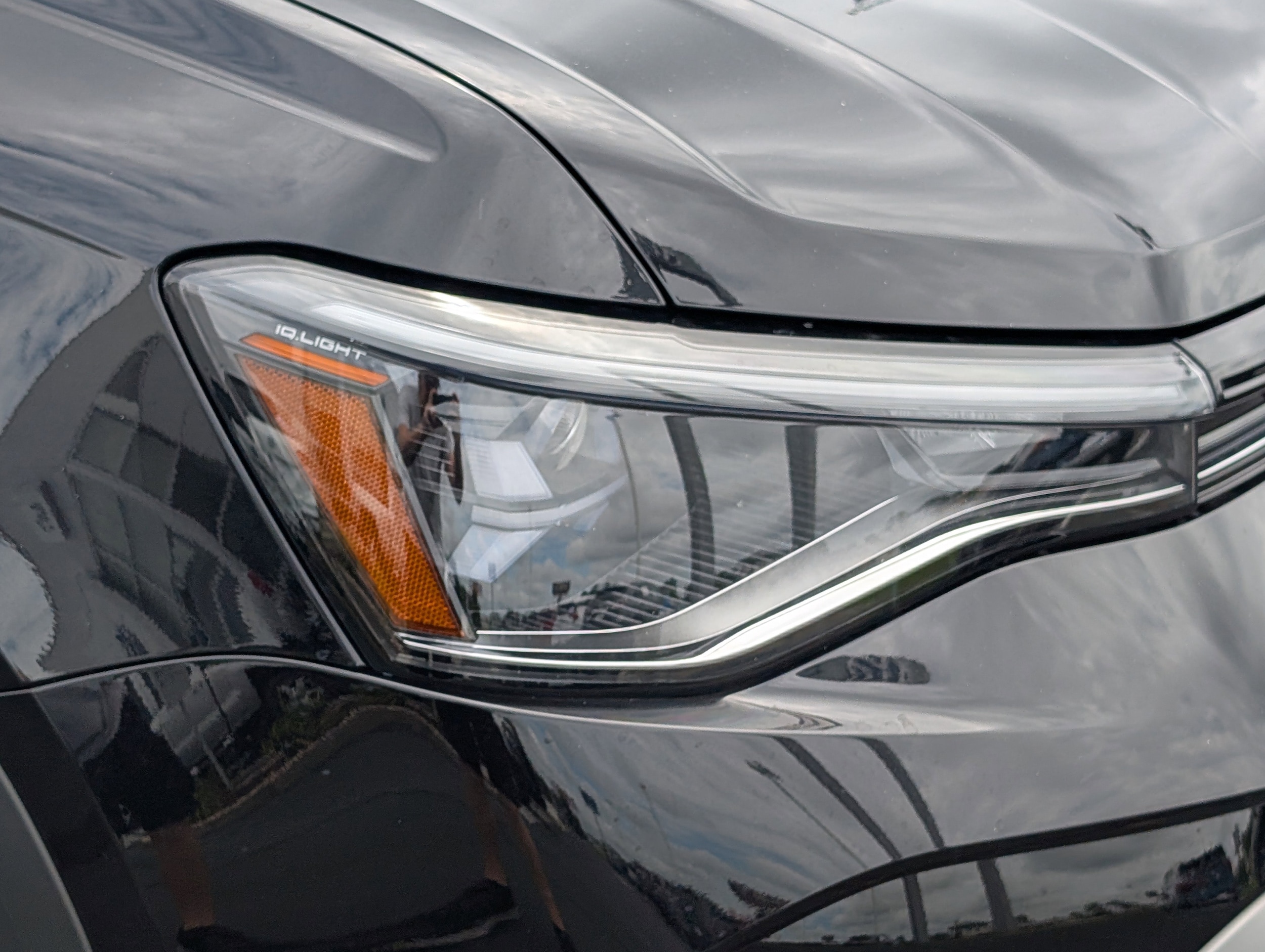 Vehicle image 30 of 33