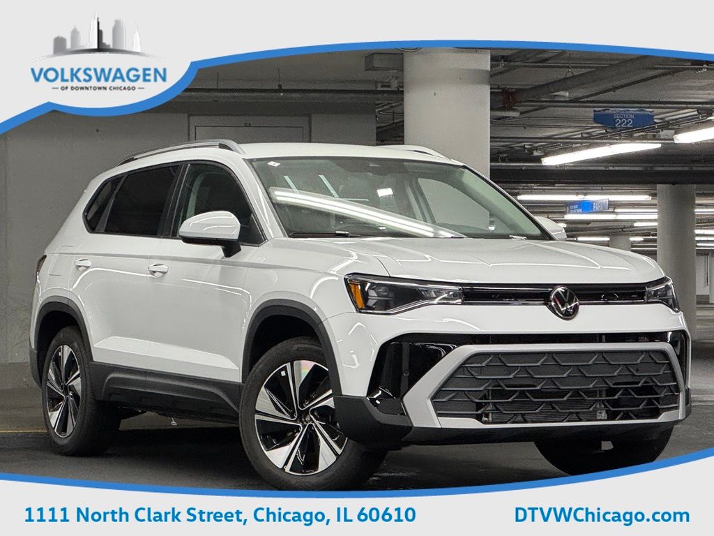 2025 Volkswagen Taos SE Image 4 of 40