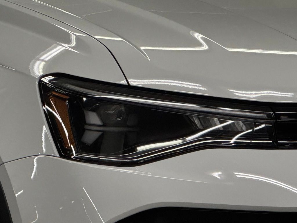 2025 Volkswagen Taos SE Image 29 of 40