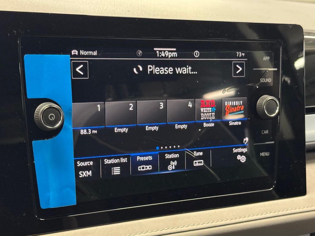 2025 Volkswagen Taos SE Image 19 of 38