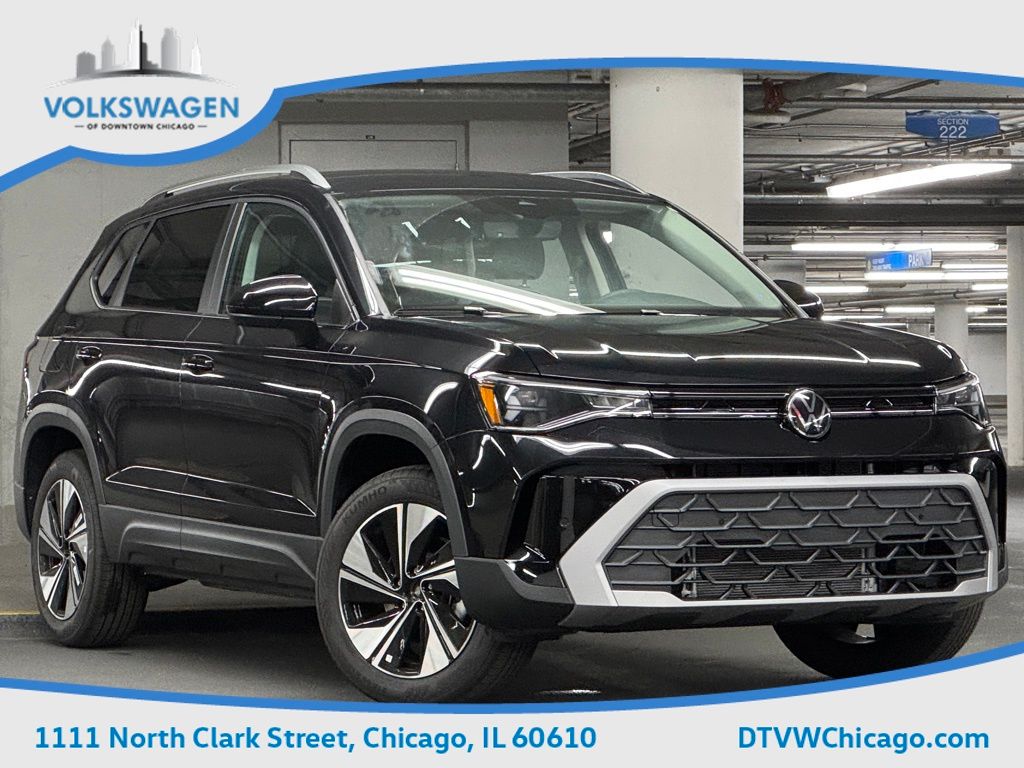 2025 Volkswagen Taos SE Image 4 of 38