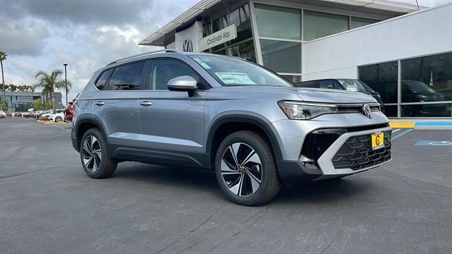Vehicle image 6 of 34