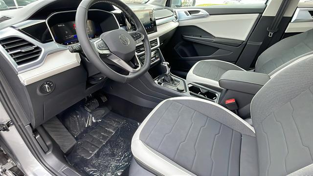 Vehicle image 16 of 34