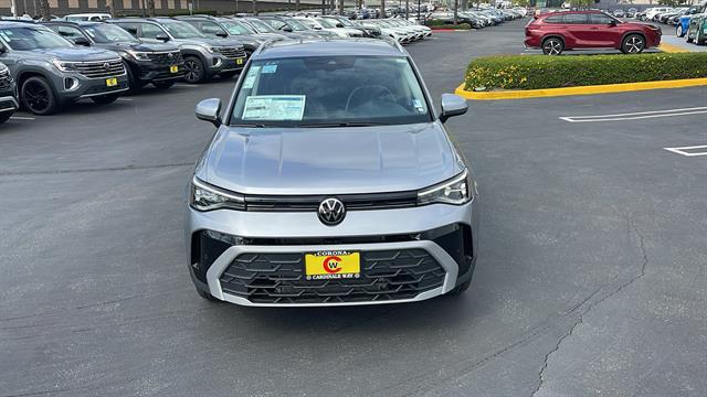 Vehicle image 4 of 34