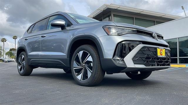 Vehicle image 2 of 34