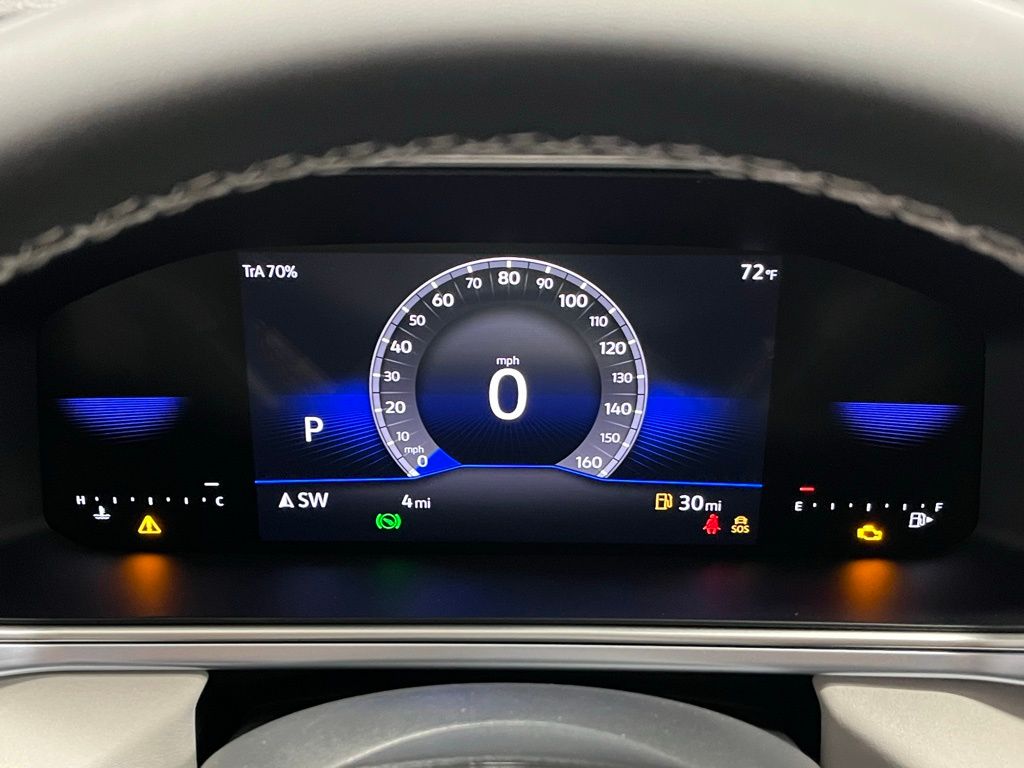 2025 Volkswagen Taos SE Image 17 of 40