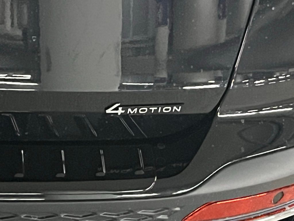 2025 Volkswagen Taos SE Image 30 of 40