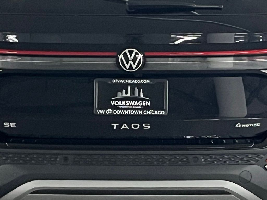 2025 Volkswagen Taos SE Image 34 of 40