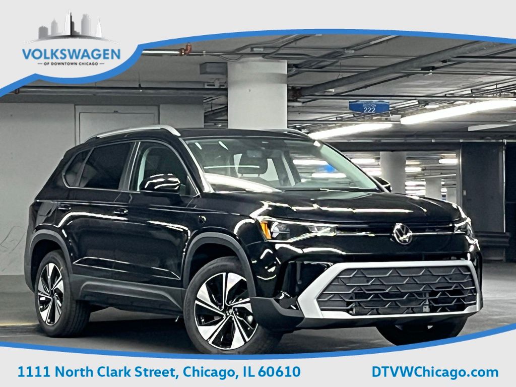 2025 Volkswagen Taos SE Image 4 of 40